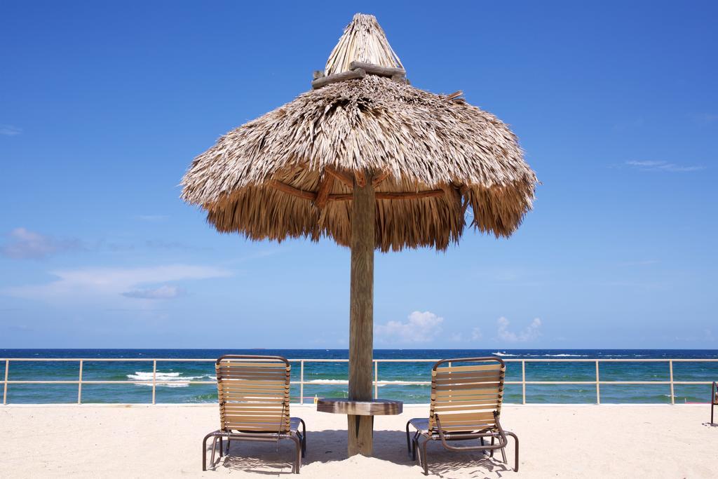 Royal Flamingo Villas Hillsboro Beach Exterior photo